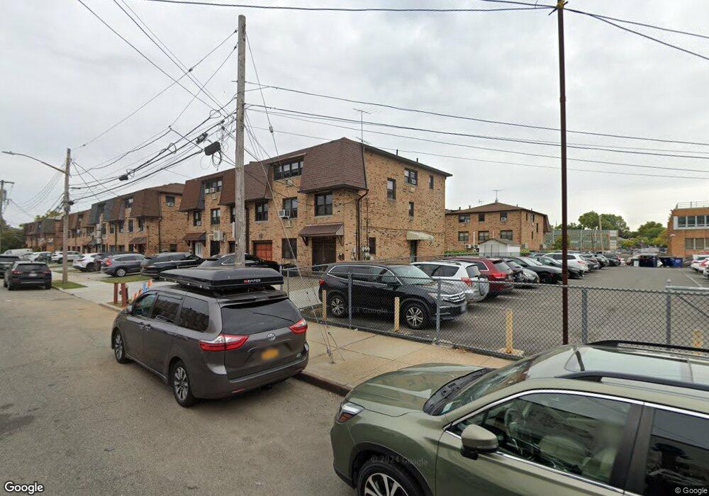 59-43 174th St unit 3rd Fl, Flushing, NY 11365 - photo 1