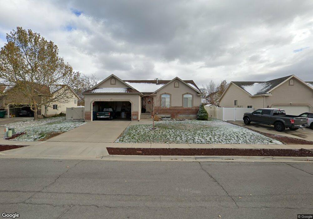 1630 N 200 E, Layton, UT 84041 - photo 1