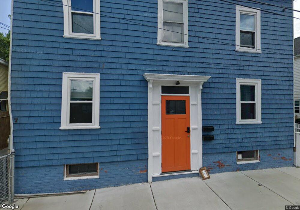 7 Allen St unit 2, Salem, MA 01970 - photo 1