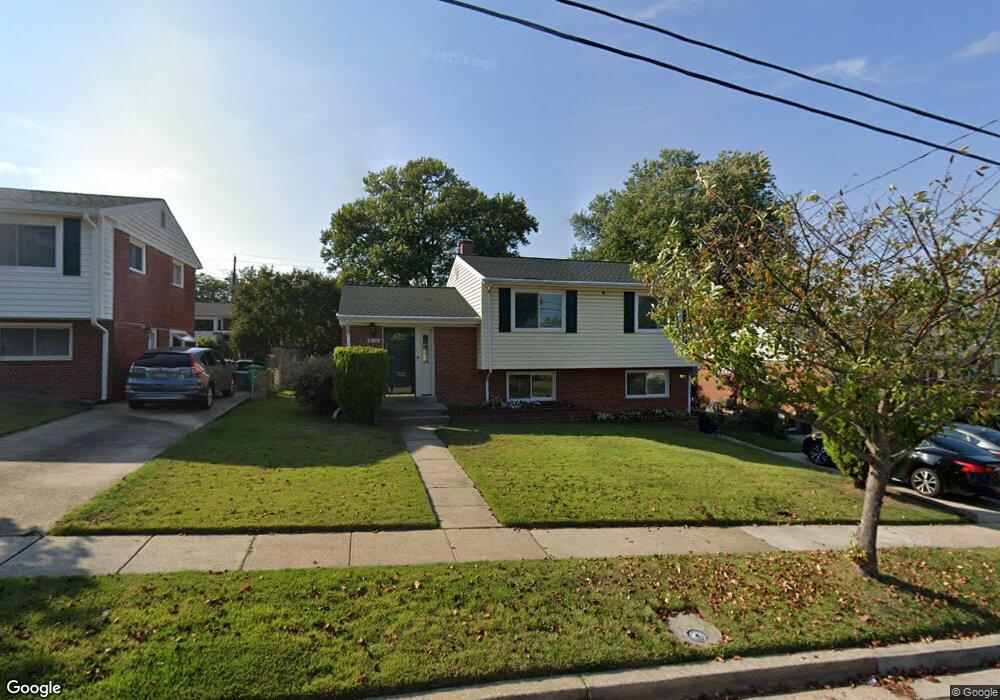 6110 Westland Dr, Hyattsville, MD 20782 - photo 1