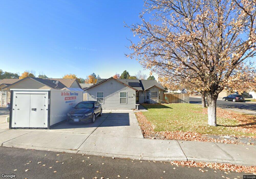 2119 SW 29th St, Redmond, OR 97756 - photo 1