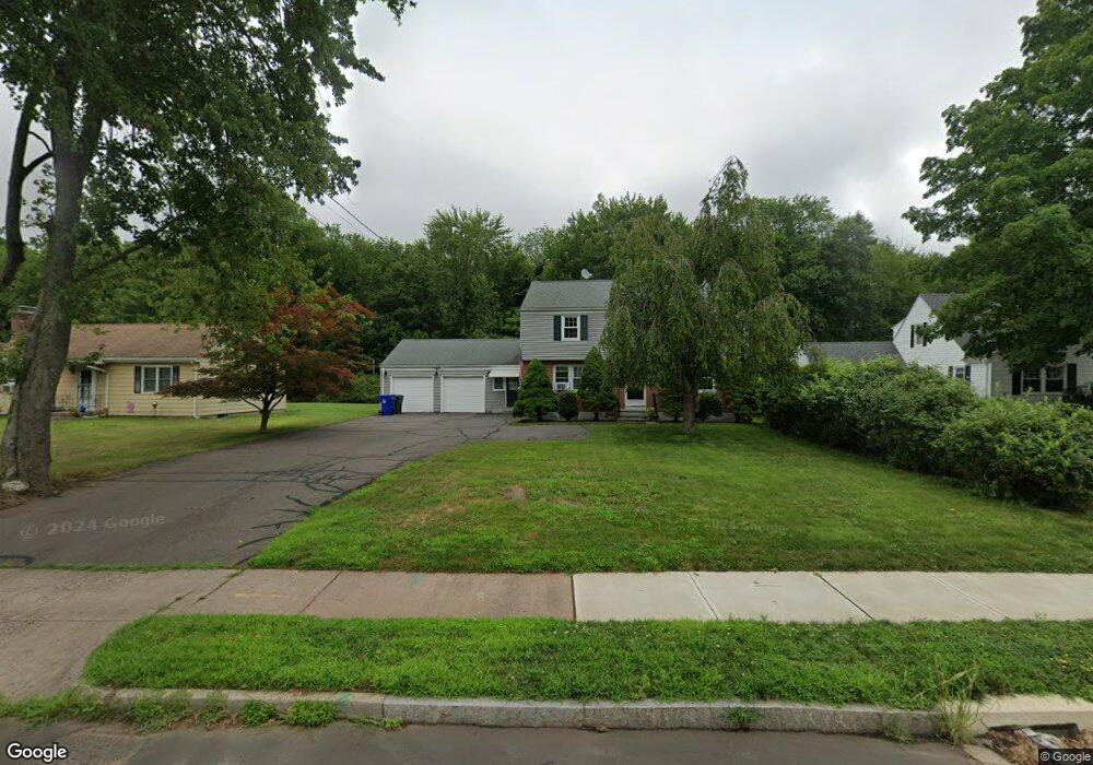 582 Maple Hill Ave, Newington, CT 06111 - photo 1