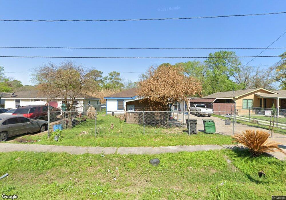 8413 Westcott Rd, Houston, TX 77016 - photo 1