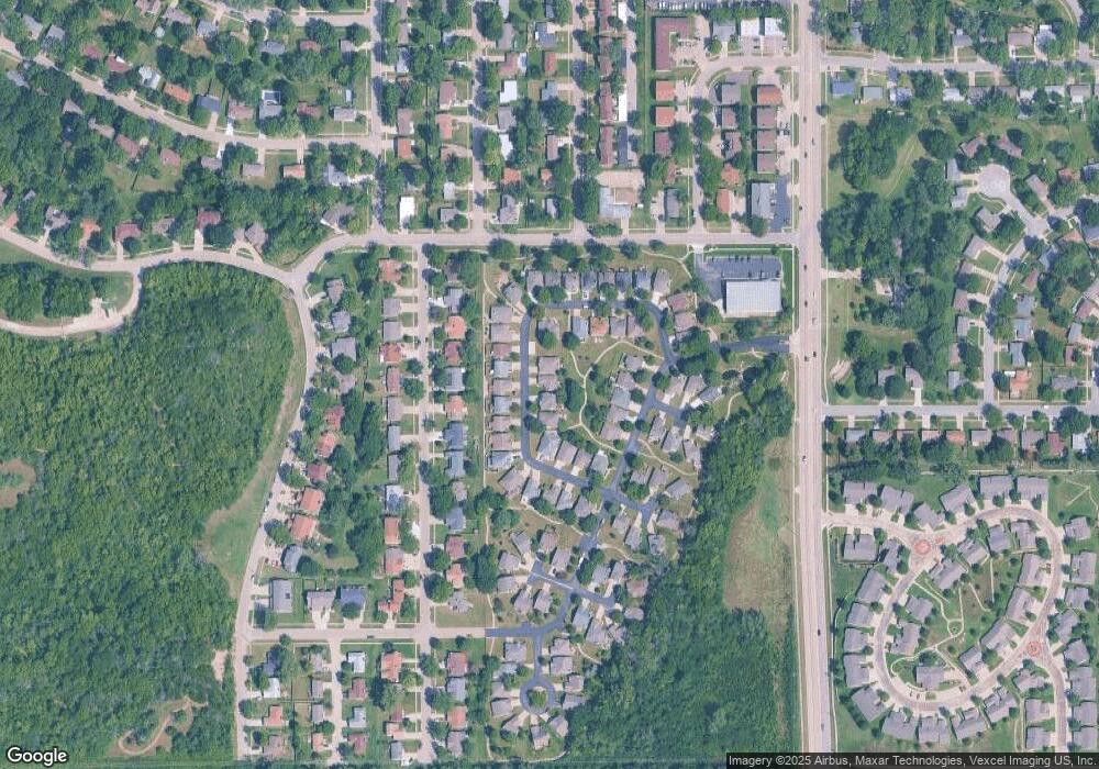 3562 SW Willow Brook Ln, Topeka, KS 66614 - photo 1