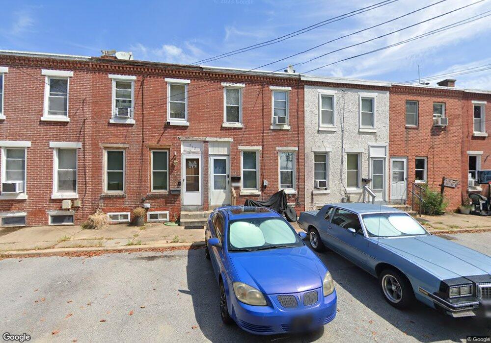 711 Clymer St, New Castle, DE 19720 - photo 1