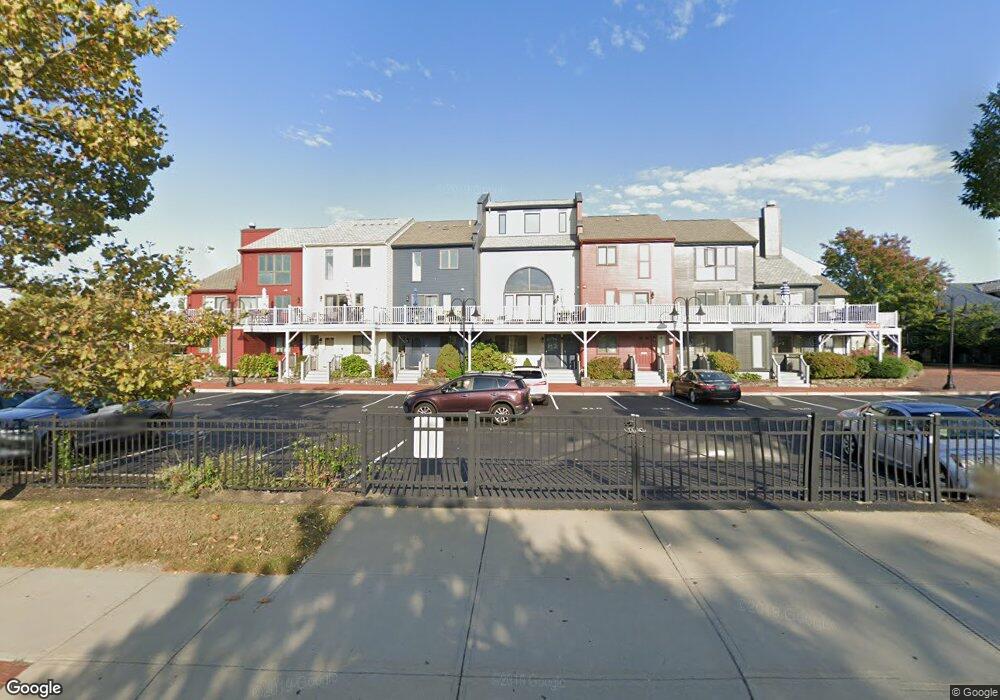 312 Swans Wharf Row, Newport, RI 02840 - photo 1