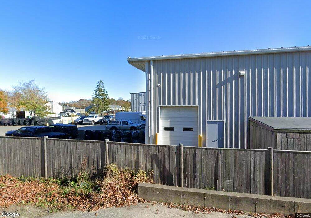 33 Evelyn Way, Vineyard Haven, MA 02568 - photo 1