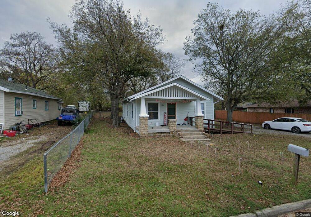 610 N E St, McAlester, OK 74501 - photo 1