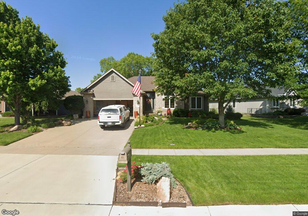 2746 SW Lagito Dr, Topeka, KS 66614 - photo 1