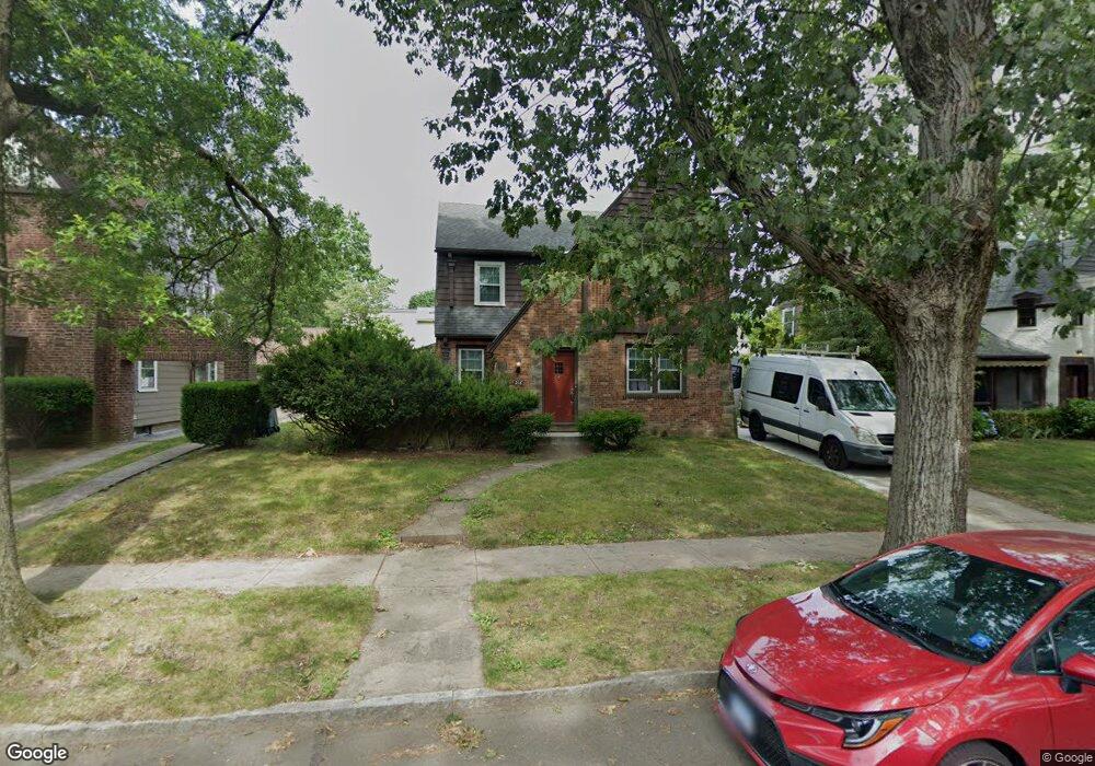 216 Colony Rd, New Haven, CT 06511 - photo 1