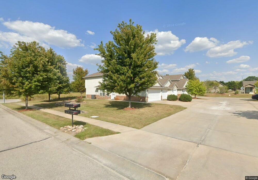 21013 Millridge St, Spring Hill, KS 66083 - photo 1