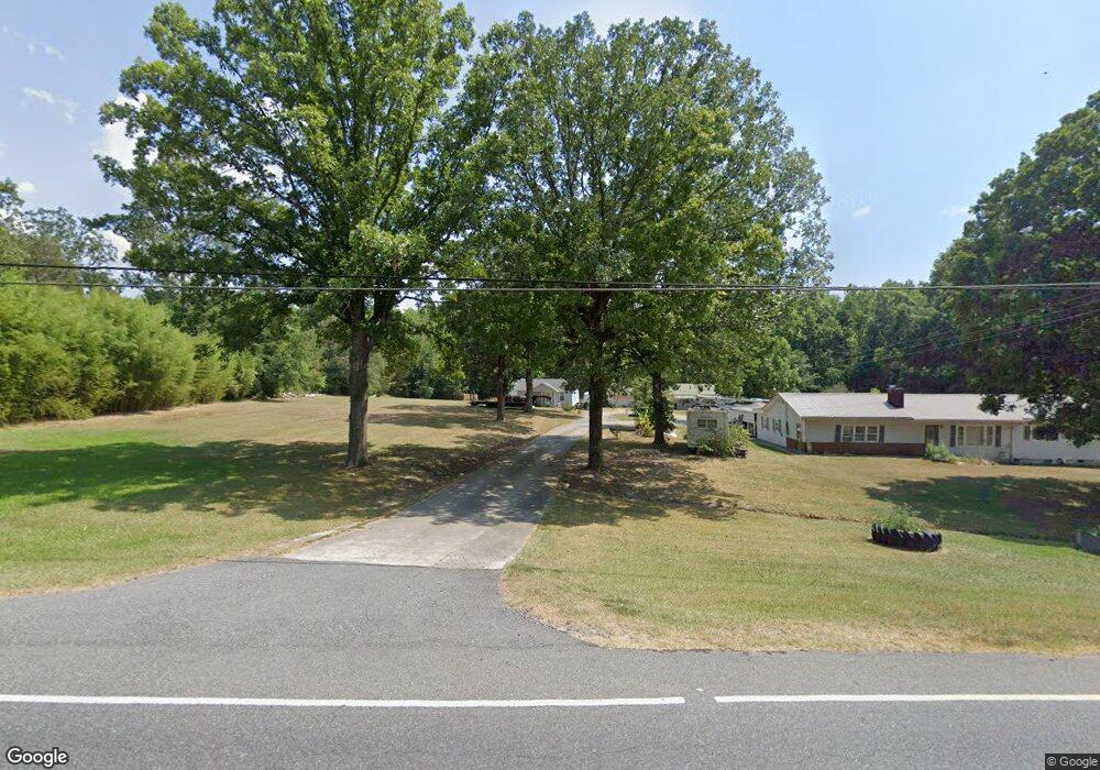 1019 Salmons Dr, Asheboro, NC 27205 - photo 1