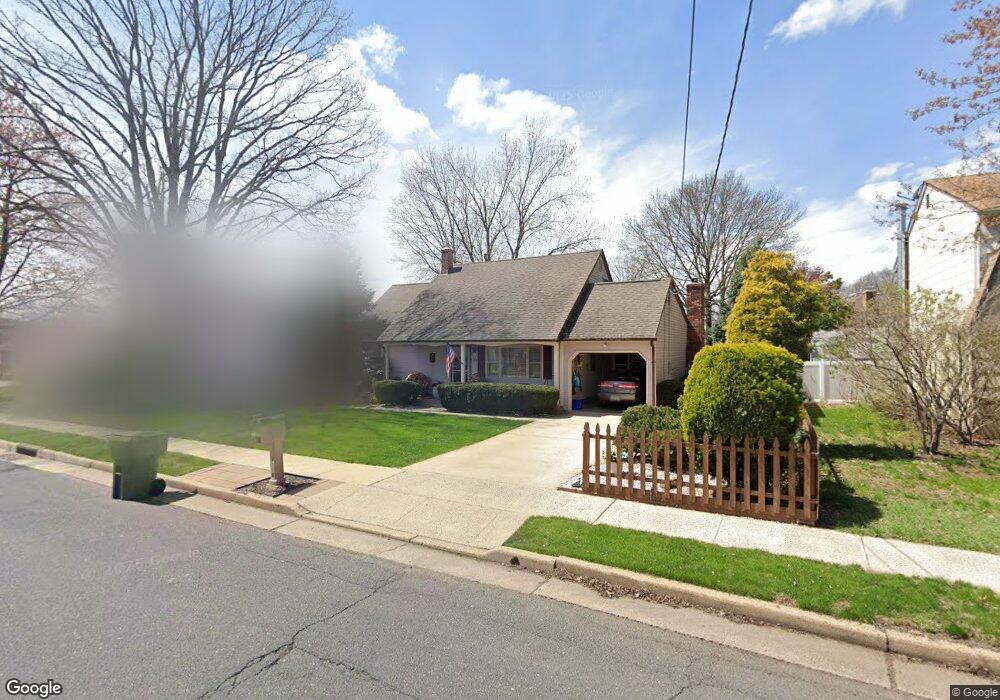 89 Pierson Ave, Edison, NJ 08837 - photo 1