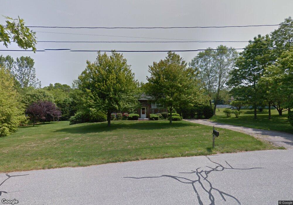 10 Tree Top Dr, Westerly, RI 02891 - photo 1