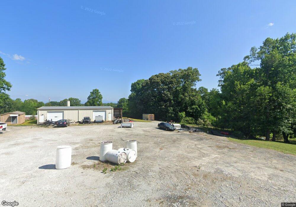 185 Rose St, Cornelia, GA 30531 - photo 1