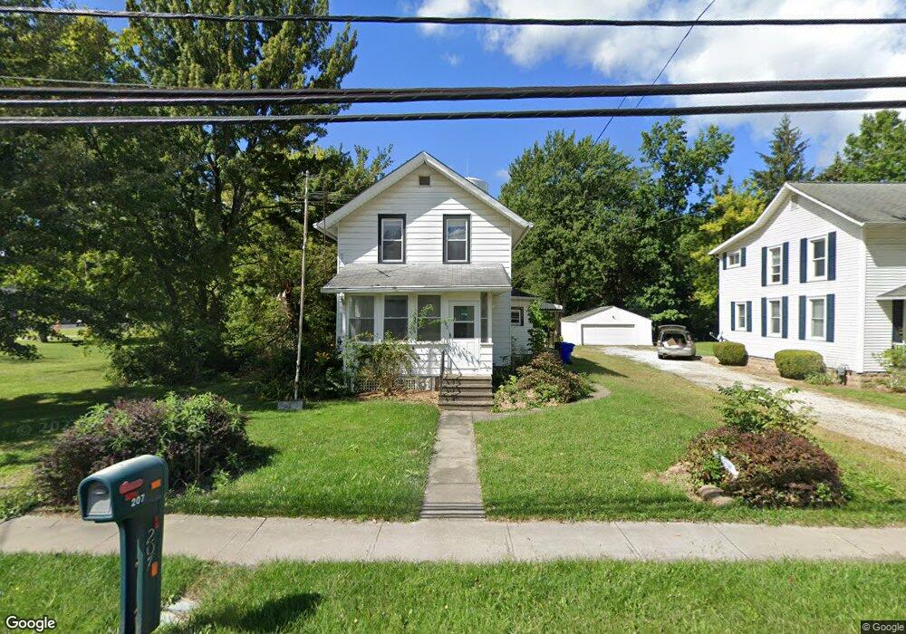 207 N Center St, Lagrange, OH 44050 - photo 1