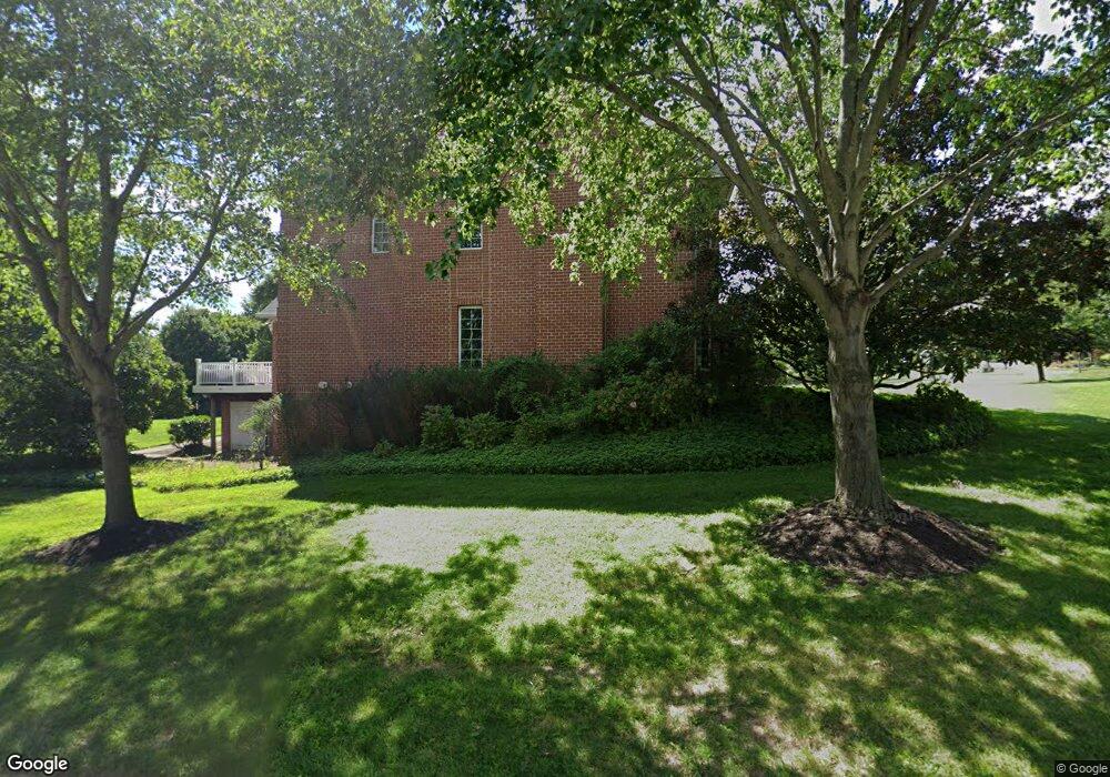 8516 Huntspring Dr, Lutherville Timonium, MD 21093 - photo 1