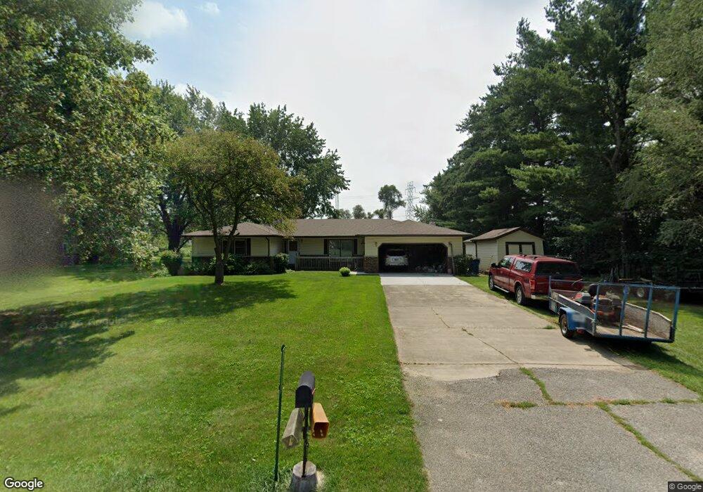 312 W Curtis Dr, La Porte, IN 46350 - photo 1