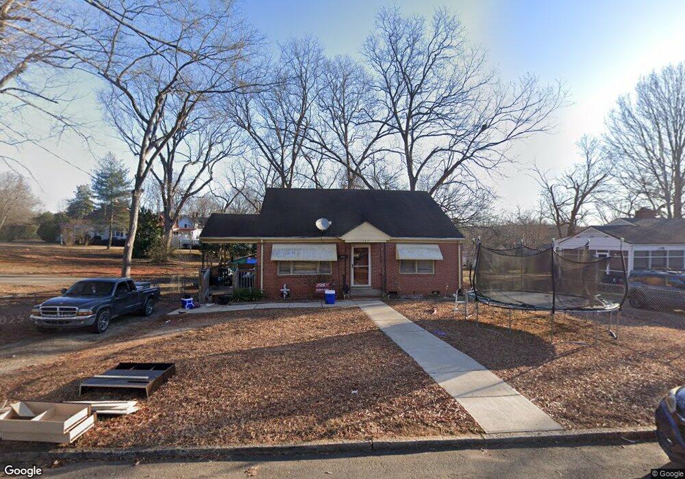 412 New College St, Oxford, NC 27565 - photo 1