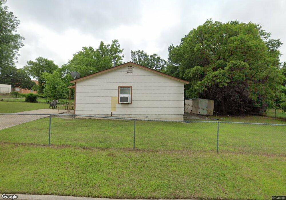 817 M St NE, Ardmore, OK 73401 - photo 1