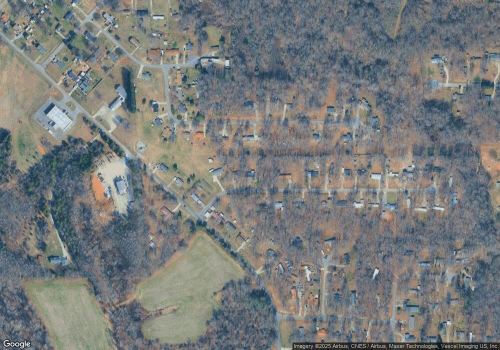 119 Red Oak Dr, Statesville, NC 28677 - photo 1