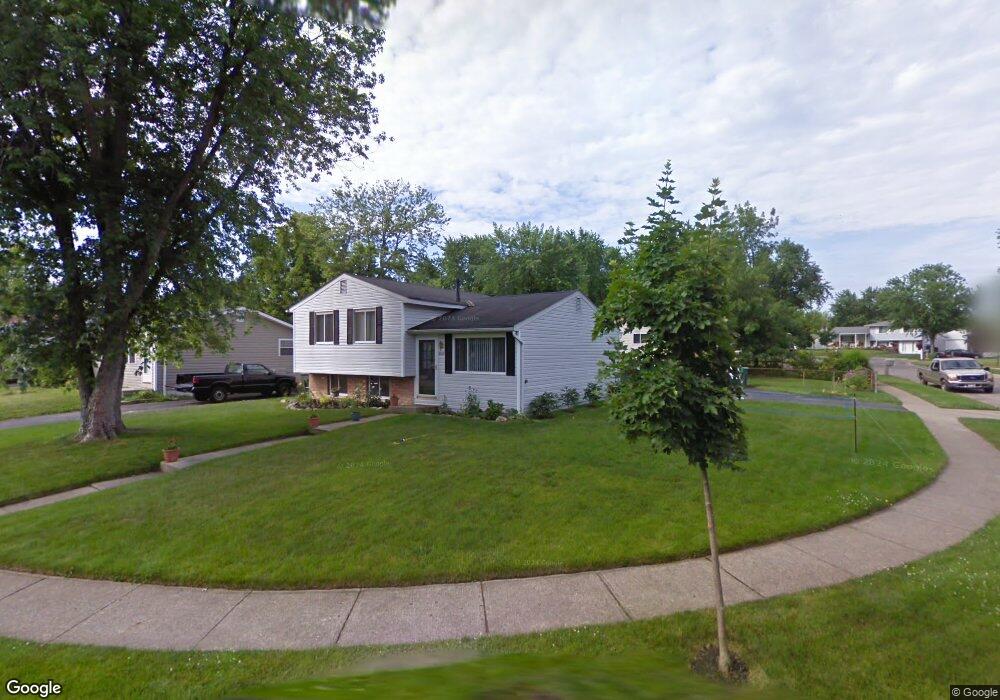 1569 Greenville Rd, Columbus, OH 43223 - photo 1