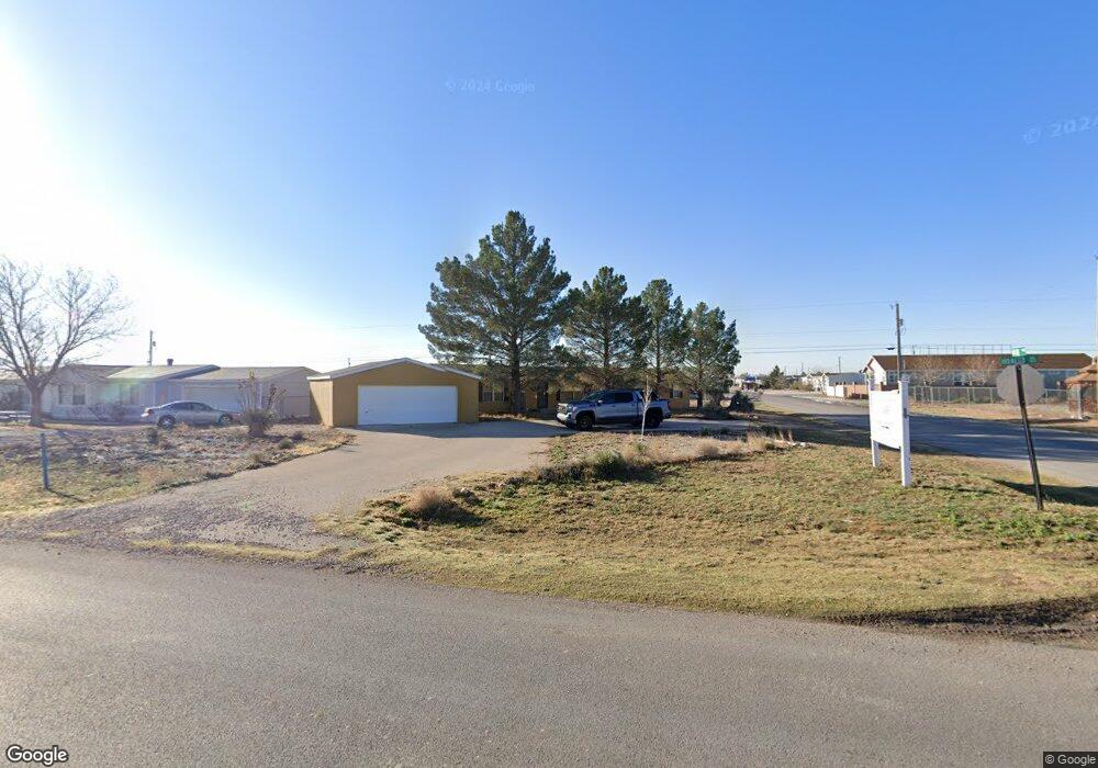 921 Hidalgo Rd, Carlsbad, NM 88220 - photo 1