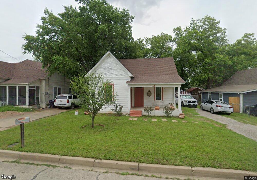 736 N Robinson St, Cleburne, TX 76031 - photo 1