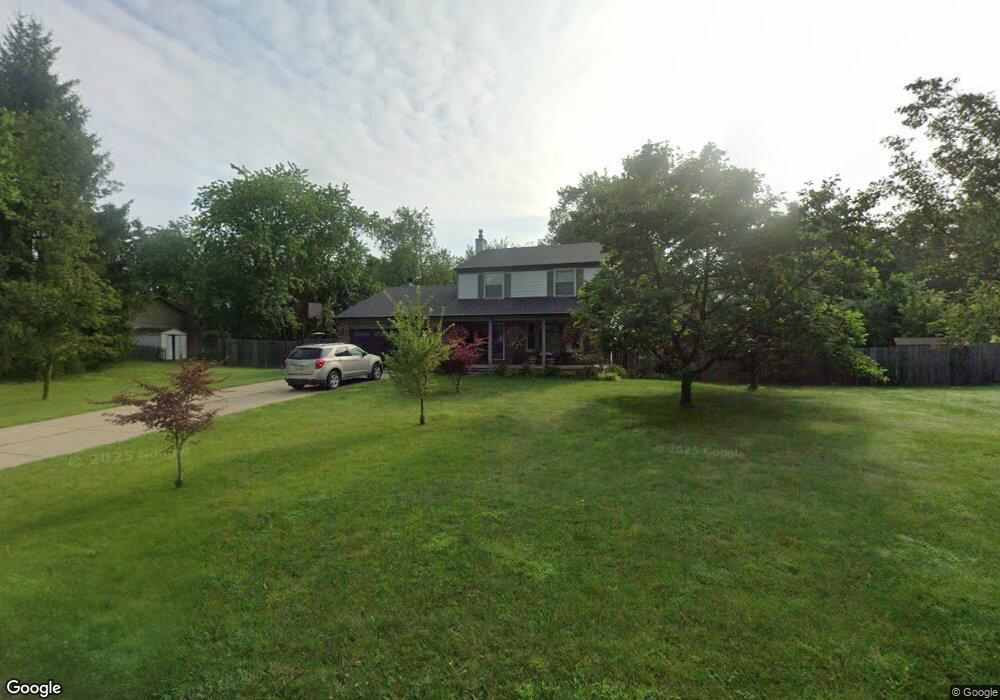 2929 Woodcock Ct, Rochester, MI 48306 - photo 1