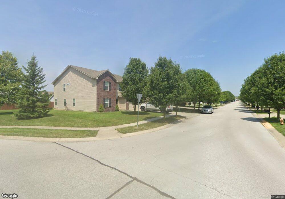 2414 Cedarmill Dr, Franklin, IN 46131 - photo 1