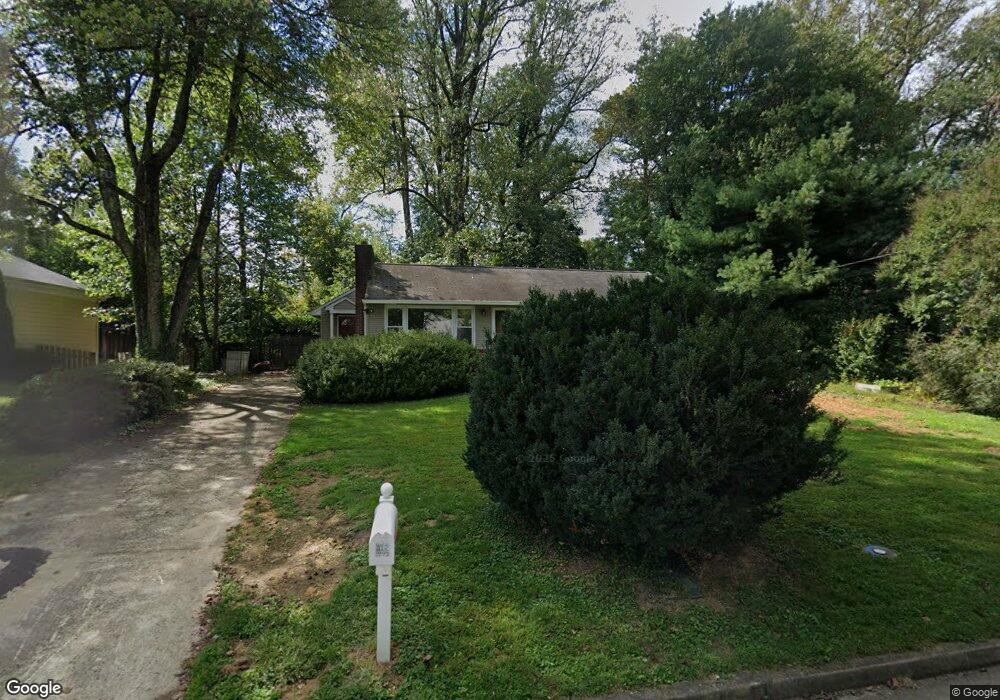 2214 Tulip Dr, Falls Church, VA 22046 - photo 1