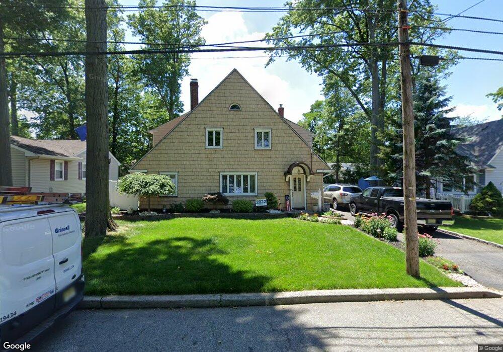 65 N Hill Rd, Colonia, NJ 07067 - photo 1