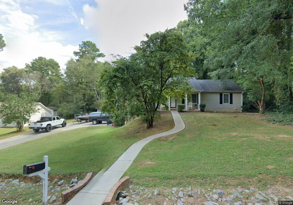 124 Wade Dr NE, Calhoun, GA 30701 - photo 1