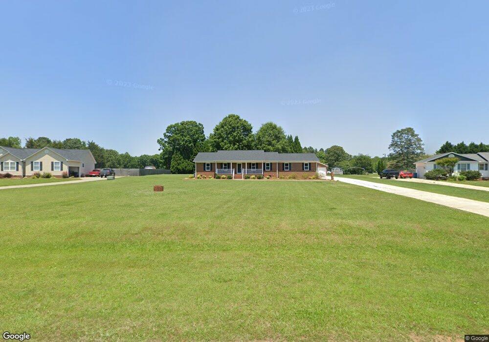 5805 Harvest Springs Dr, Greensboro, NC 27406 - photo 1