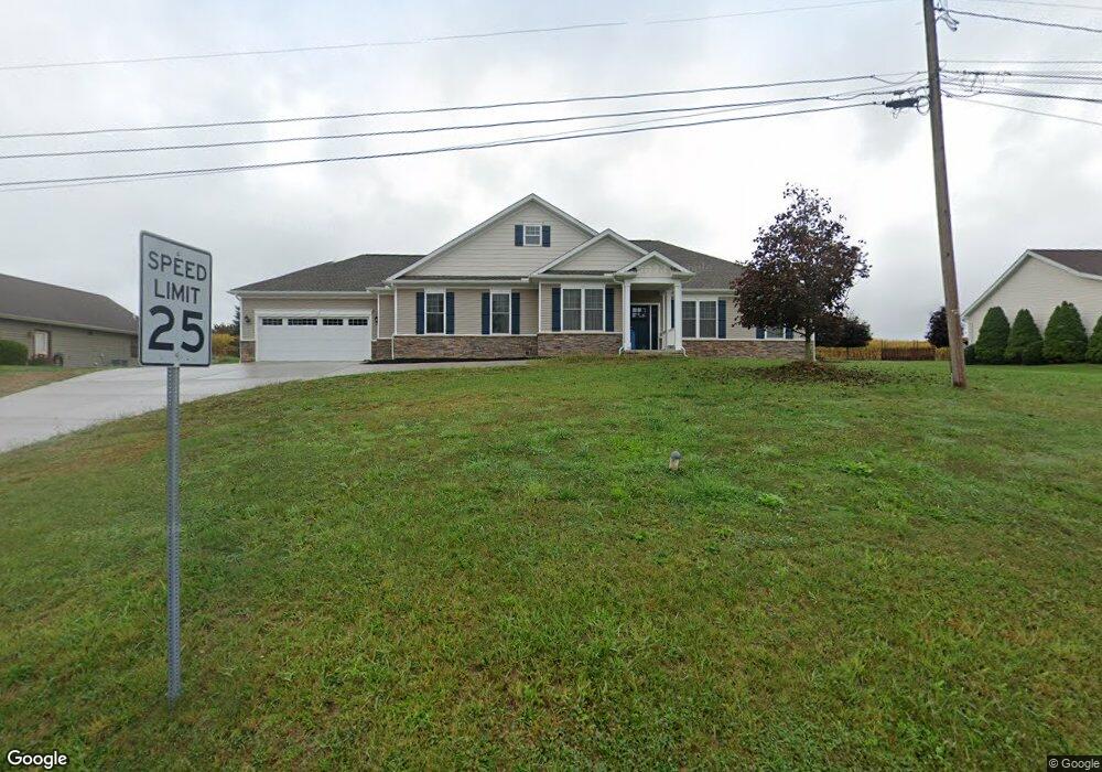 219 104 Pigeon Creek Rd, Claysville, PA 15330 - photo 1