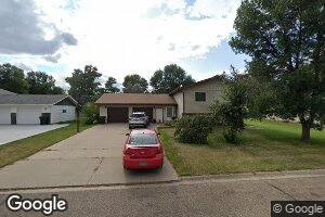 307 5th Ave NW, Hazen, ND 58545