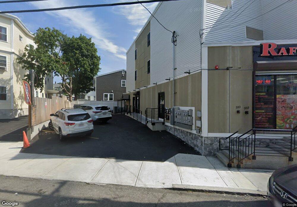 333 Lawrence St unit 335, Lawrence, MA 01841 - photo 1