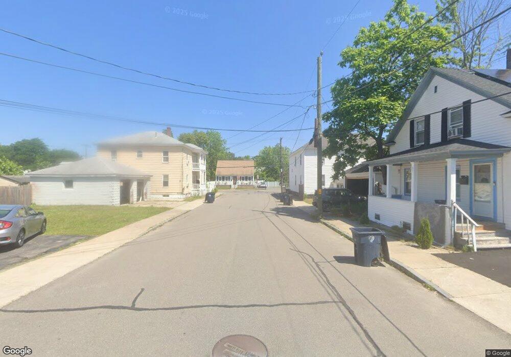 4 Mclaren Ave unit 14, Nashua, NH 03060 - photo 1