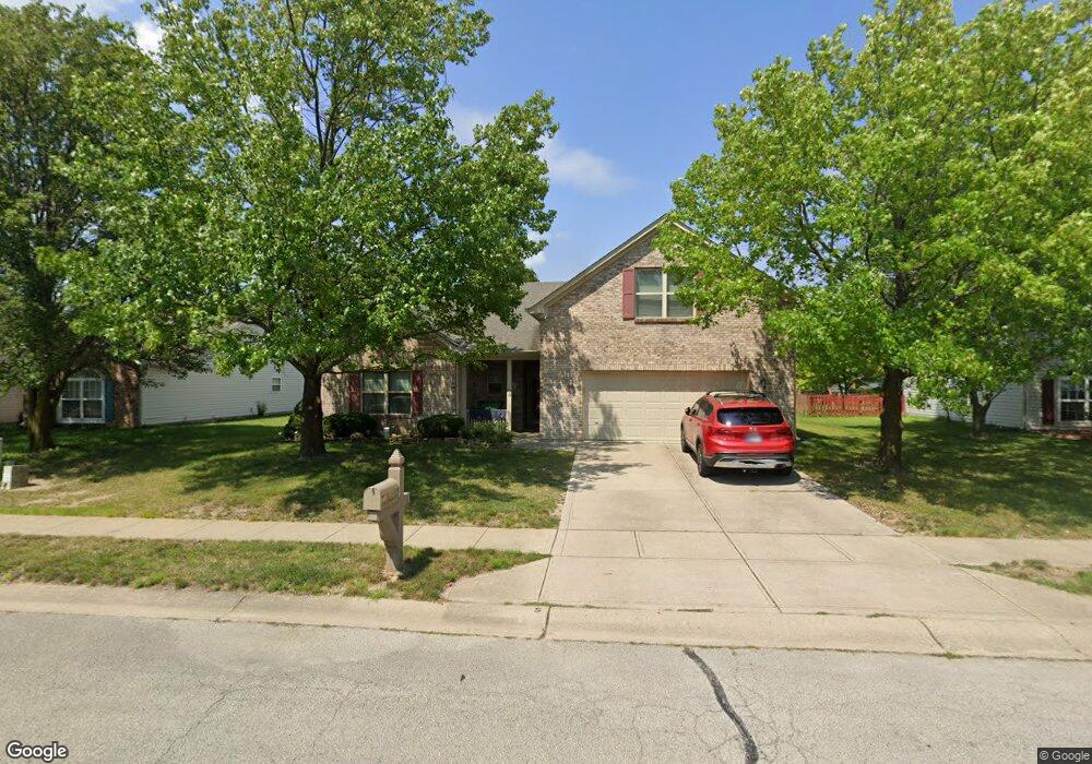 10066 Long Meadow Dr, Fishers, IN 46038 - photo 1