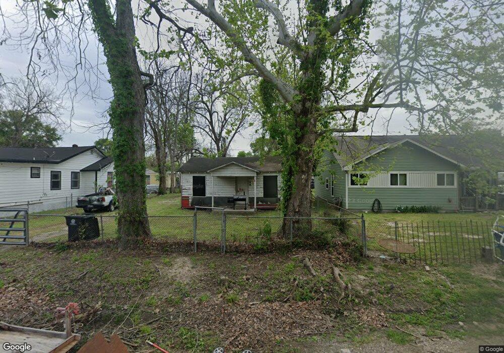 985 Marjorie St, Houston, TX 77088 - photo 1