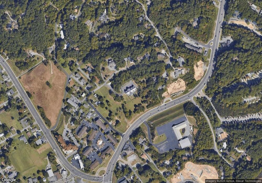 684 Oldham St, Pigeon Forge, TN 37863 - photo 1