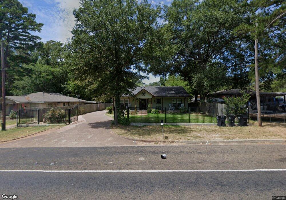 619 N Eastman Rd, Longview, TX 75601 - photo 1