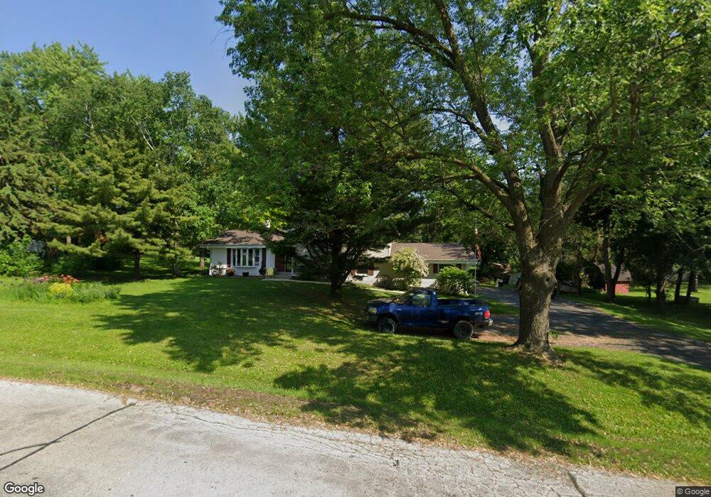 W225N498 Takoma Dr, Waukesha, WI 53186 - photo 1