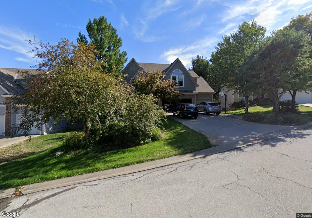 7029 Alden St, Shawnee, KS 66216 - photo 1