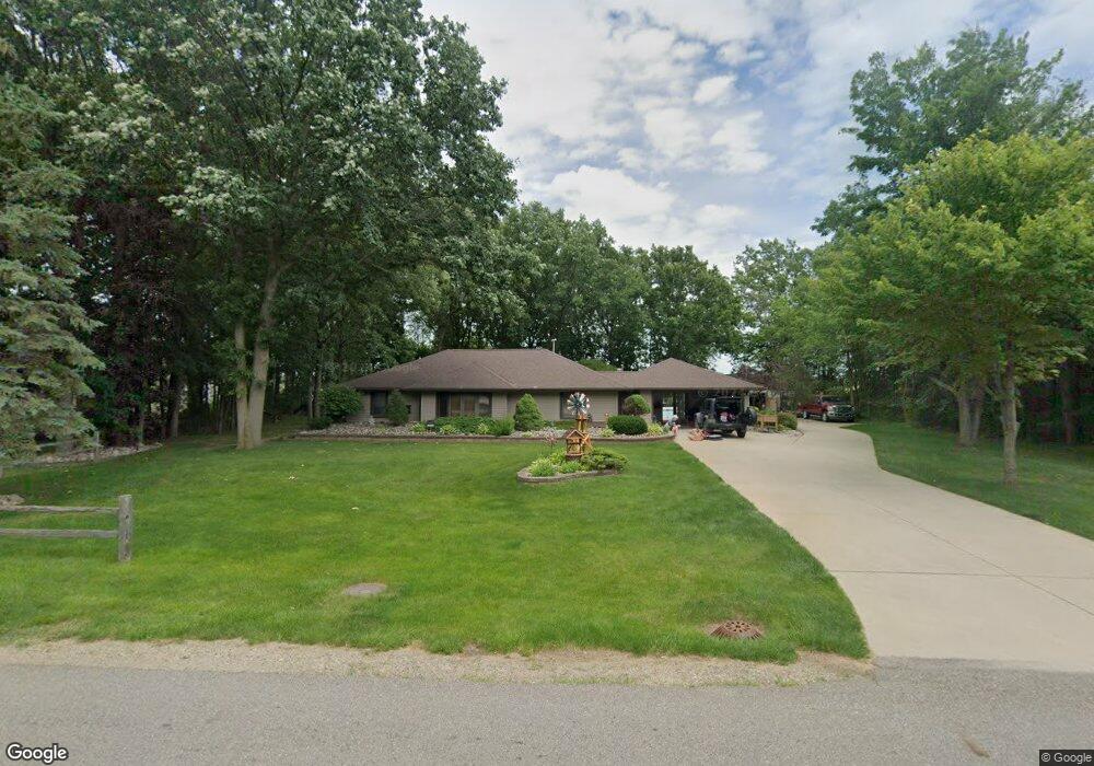 470 Elizabeth Dr, Owosso, MI 48867 - photo 1