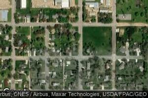 230 S 2nd St, Bird Island, MN 55310