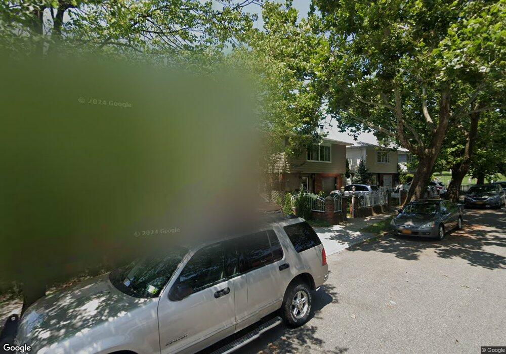 4712 167th St, Flushing, NY 11358 - photo 1