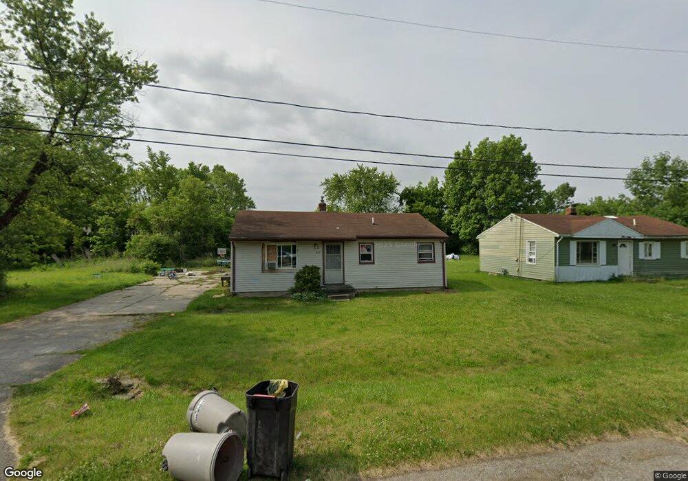 1252 E Yale Ave, Flint, MI 48505 - photo 1