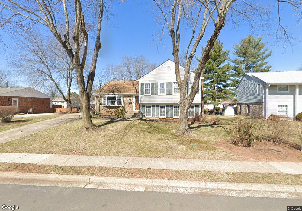 9804 Sudley Manor Dr, Manassas, VA 20109 - photo 1