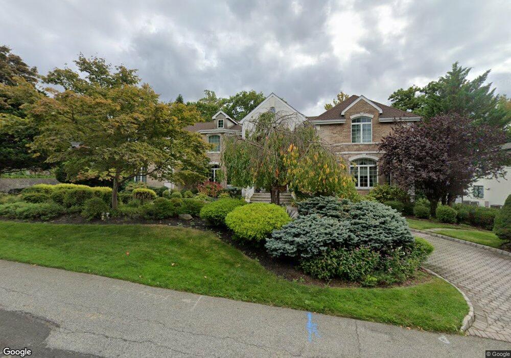 162 Pershing Rd, Englewood Cliffs, NJ 07632 - photo 1